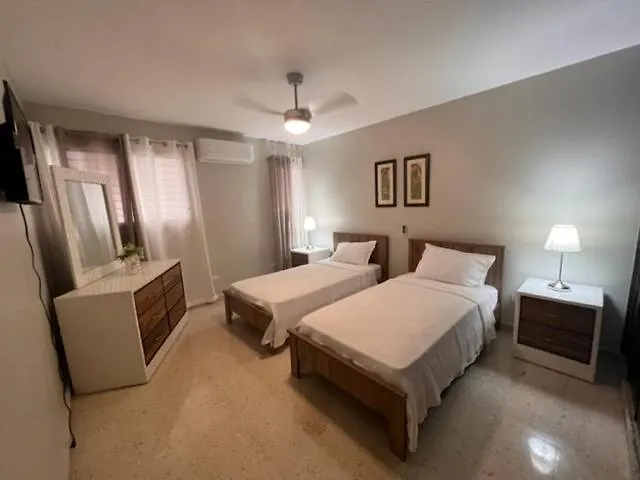 Madrigal 1-3Br With Parking Apartment Santiago De Los Caballeros